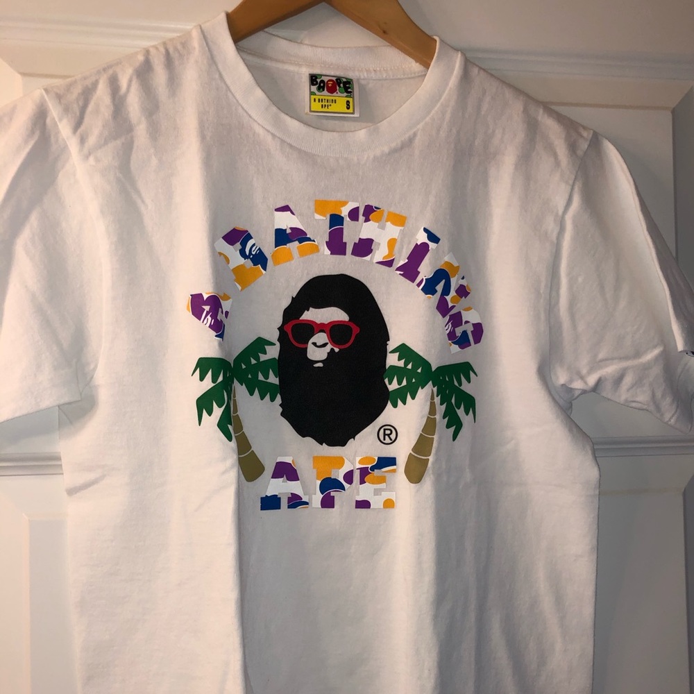 Bape LA store opening T-shirt size small (men S)